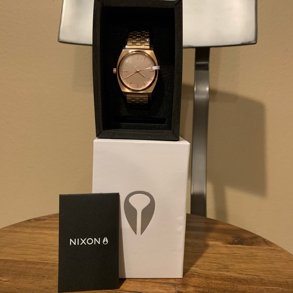 Nixon Time Teller Watch Rose Gold - Picture 2 of 6